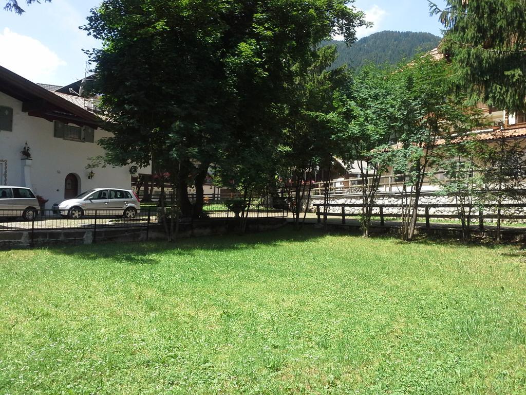 Appartamento Niki Campitello Campitello di Fassa Værelse billede