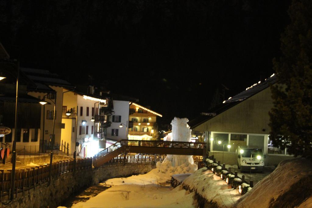 Appartamento Niki Campitello Campitello di Fassa Eksteriør billede