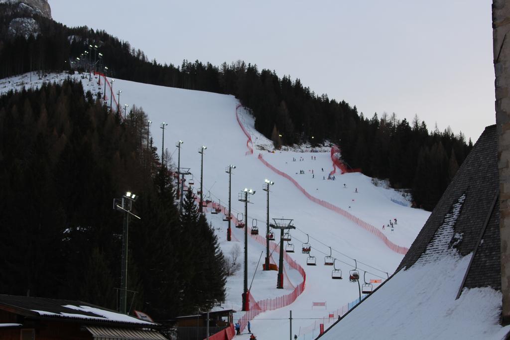 Appartamento Niki Campitello Campitello di Fassa Eksteriør billede