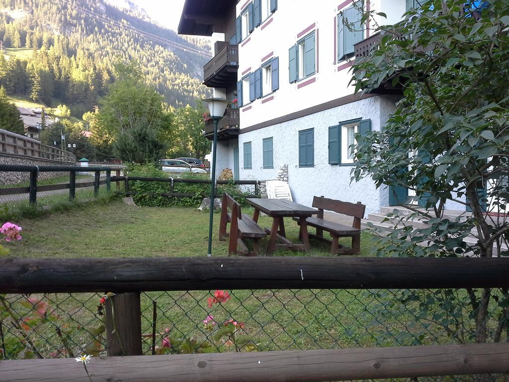 Appartamento Niki Campitello Campitello di Fassa Eksteriør billede